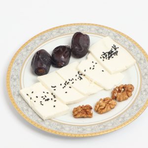 پنیر خرما گردو